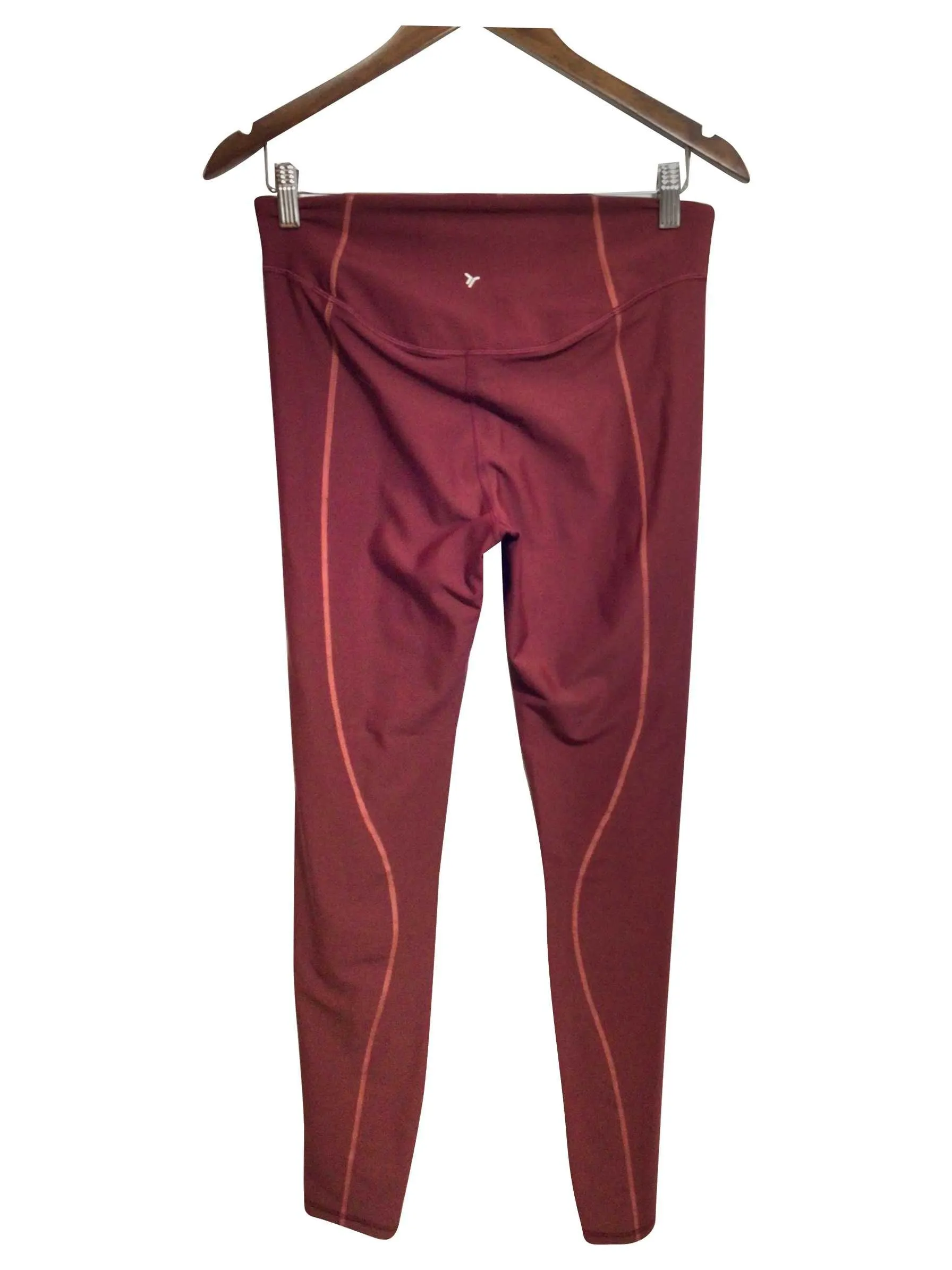 OLD NAVY Regular fit Activewear Legging in Red - M